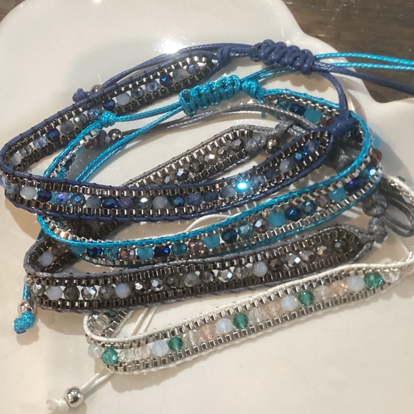 COPY - 🌸Set of 4 Hand Made Glass Bead Bracelets - Picture 1 of 5